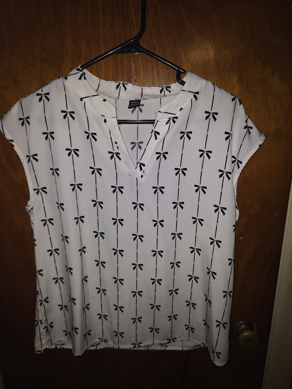 SHEIN White Black Bow Stripe V Neck Sleeveless Coquette Blouse Size Medium